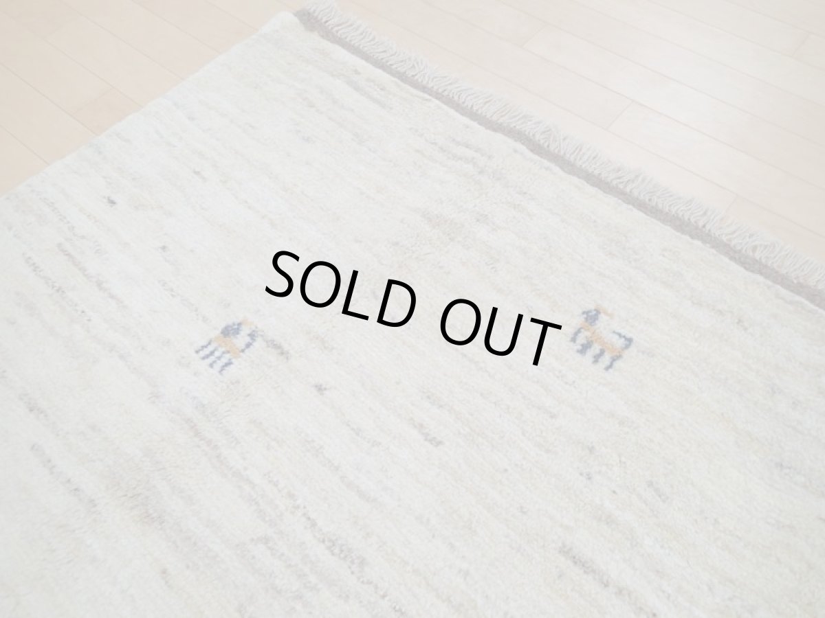 画像7: 新品 ペルシャ ギャッベ  縦2m 3? リビング ダイニング 2人掛けソファ サイズ 192 × 145 cm A170 肉厚 天然 ウール ギャベ 手織り ハンドメイド ラグ 絨毯 カーペット 生成り色 クリーム色 リビングダイニングルームやベッドサイドに (7)