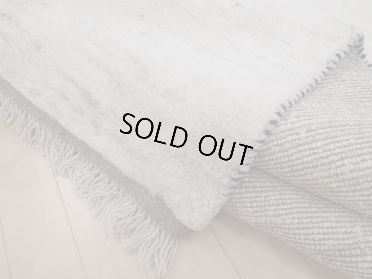 画像15: 新品 ペルシャ ギャッベ  縦2m 3? リビング ダイニング 2人掛けソファ サイズ 192 × 145 cm A170 肉厚 天然 ウール ギャベ 手織り ハンドメイド ラグ 絨毯 カーペット 生成り色 クリーム色 リビングダイニングルームやベッドサイドに (15)