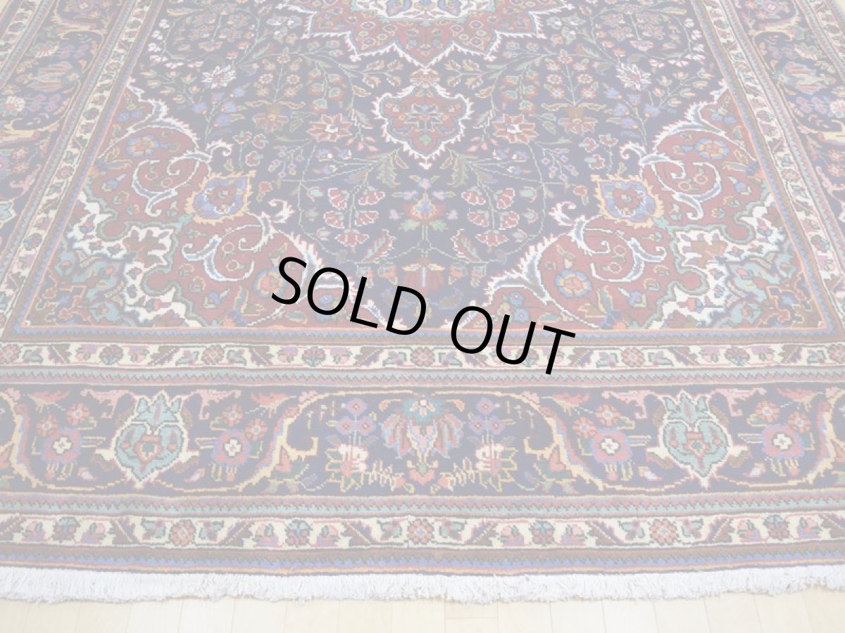 画像7: 良品 オールド ペルシャ 絨毯 タブリーズ 縦3.5m 8.1? 6帖 リビング ダイニング 3人掛けソファ コーナーソファ 大判 サイズ 345 x 235 cm No.a161 手織り トライバル ラグ 天然 ウール 敷物 マット カーペット 紺 青 メダリオン 草木 花 柄 ヴィンテージ ビンテージ (7)