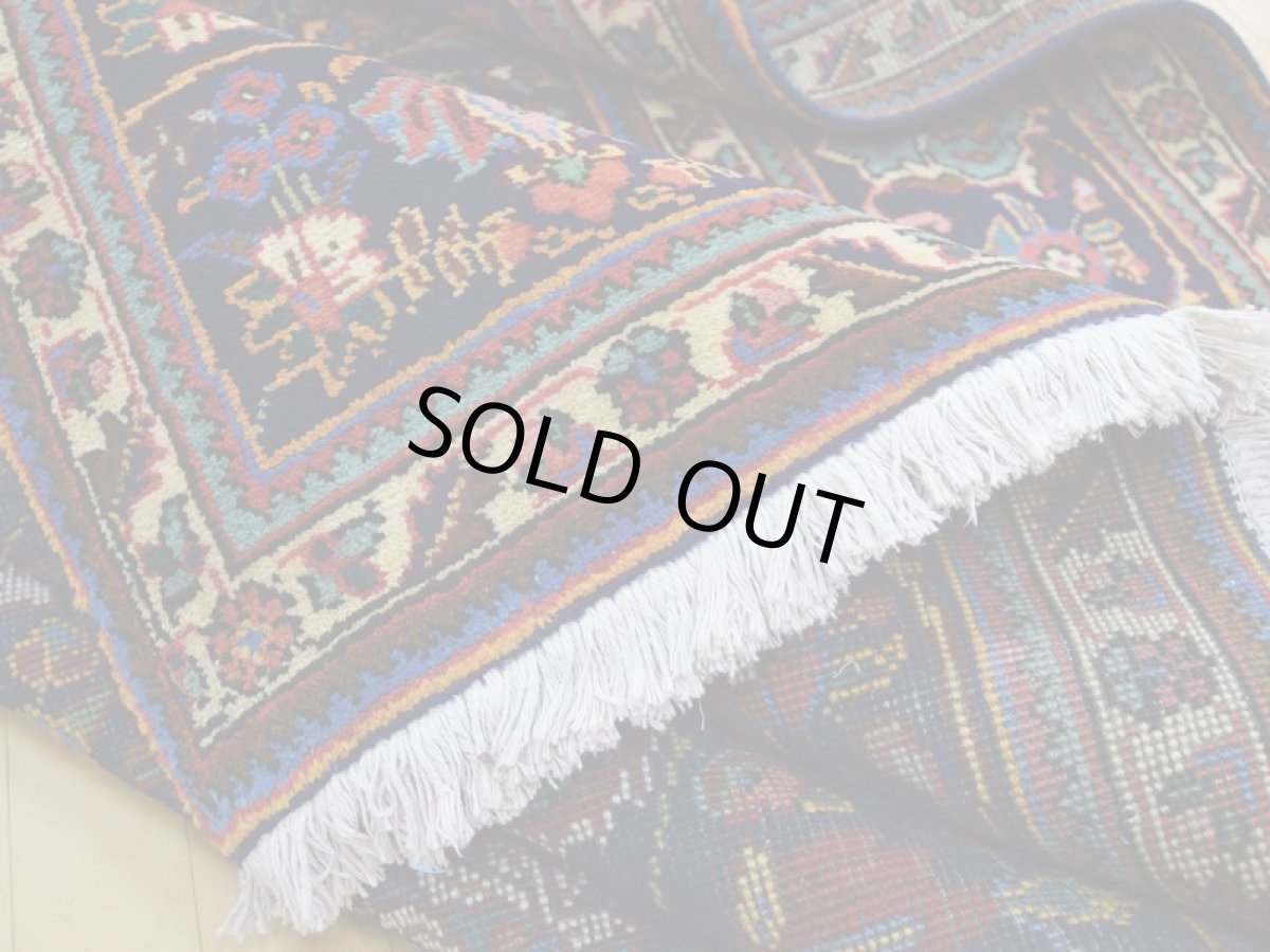 画像16: 良品 オールド ペルシャ 絨毯 タブリーズ 縦3.5m 8.1? 6帖 リビング ダイニング 3人掛けソファ コーナーソファ 大判 サイズ 345 x 235 cm No.a161 手織り トライバル ラグ 天然 ウール 敷物 マット カーペット 紺 青 メダリオン 草木 花 柄 ヴィンテージ ビンテージ (16)