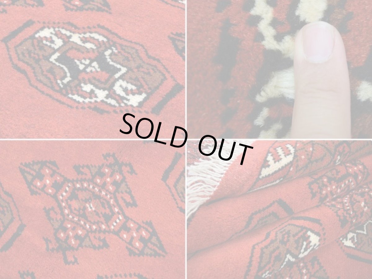 画像17: 新品 ペルシャ 絨毯 トルクメン 縦3m 6? 6帖 リビング ダイニング 3人掛けソファ サイズ 291 x 201 cm A119 天然 肉厚 ウール 手織り ハンドメイド トライバル ラグ マット カーペット 赤 幾何学模様 民族柄 (17)