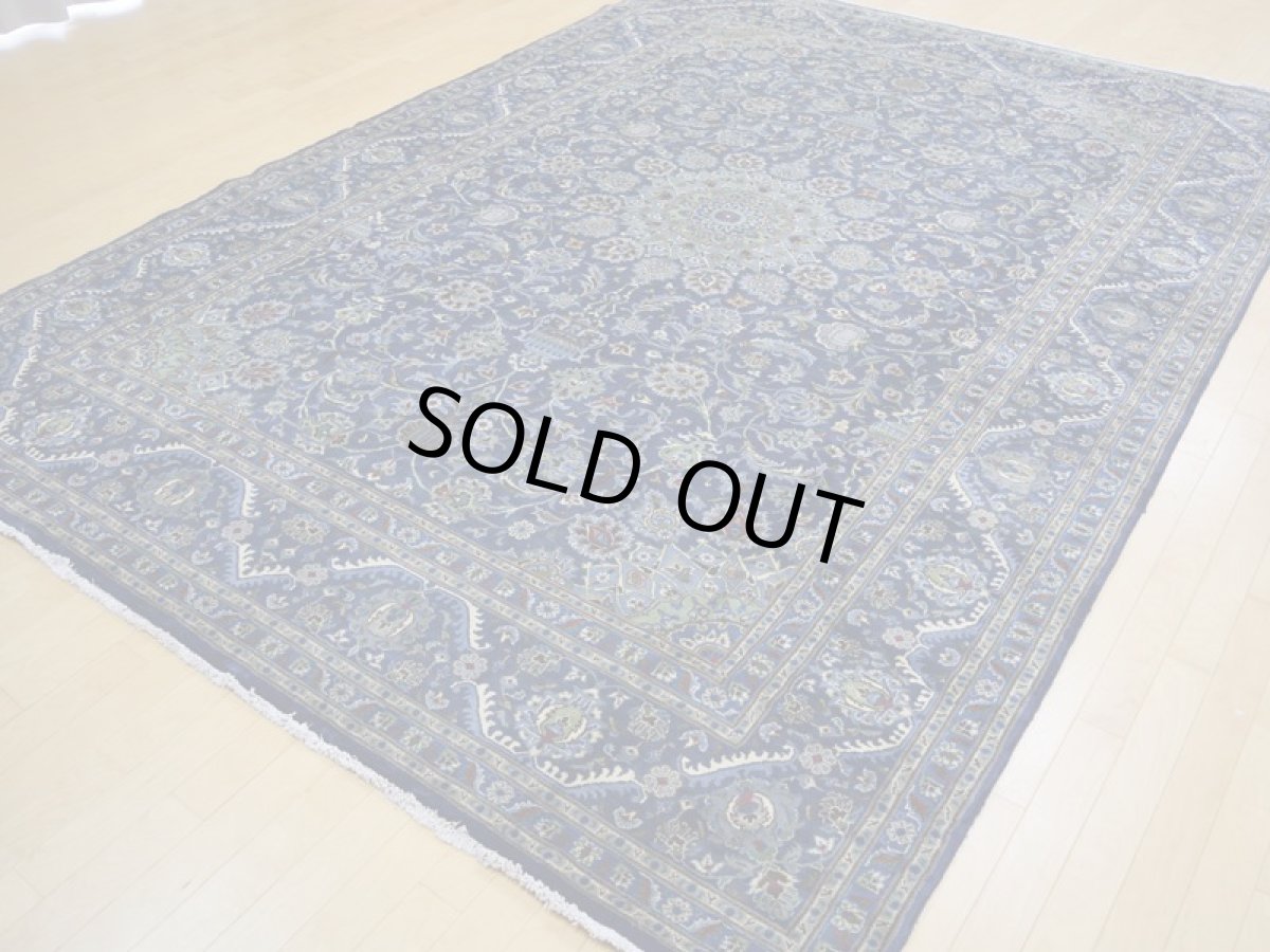 画像4: 良品 ペルシャ 絨毯 カシュマール リビング ダイニング 大判 縦3.3m 8? 6畳 3人掛けソファ サイズ  330 x 240 cm a154 肉厚 天然 ウール 手織り トライバル ラグ 敷物 マット カーペット 青 ブルー ブルショデ メダリオン ヴィンテージ ビンテージ (4)