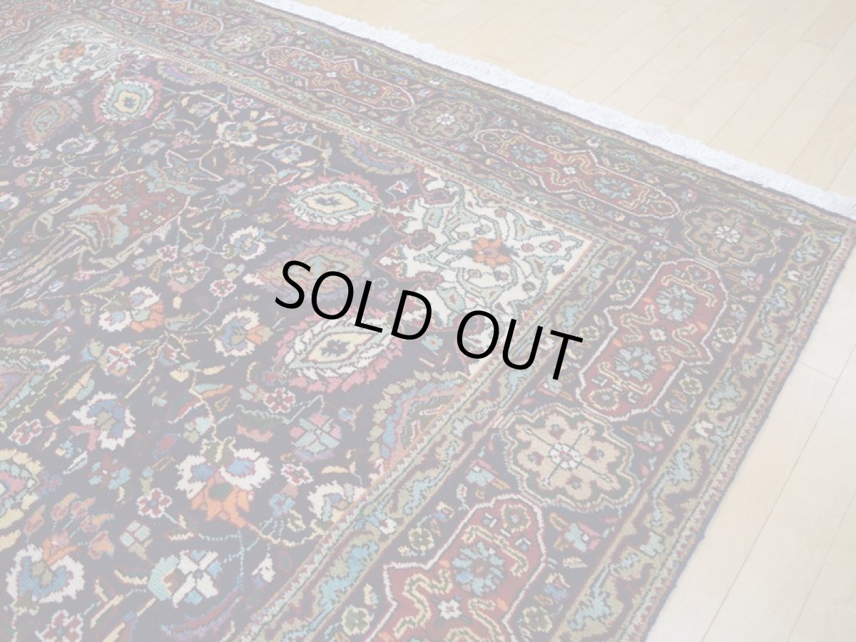 画像8: 良品 ペルシャ 絨毯 タブリーズ 縦3m 6.2? 6帖 リビング ダイニング 3人掛けソファ コーナーソファ 大判 サイズ 300 x 205 cm No.a172 手織り トライバル ラグ 天然 ウール 敷物 マット カーペット 紺 青 メダリオン 草木 花 柄 ヴィンテージ ビンテージ (8)