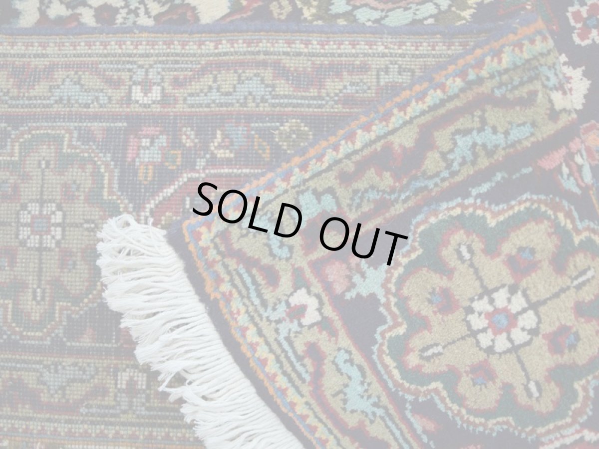 画像13: 良品 ペルシャ 絨毯 タブリーズ 縦3m 6.2? 6帖 リビング ダイニング 3人掛けソファ コーナーソファ 大判 サイズ 300 x 205 cm No.a172 手織り トライバル ラグ 天然 ウール 敷物 マット カーペット 紺 青 メダリオン 草木 花 柄 ヴィンテージ ビンテージ (13)