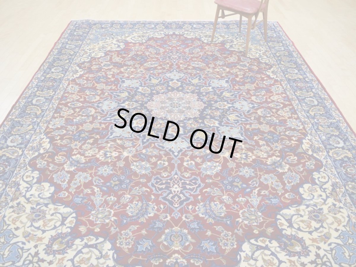 画像5: 美品 ペルシャ 絨毯 ナジャファバド 縦3.8m 9.8? 10帖 リビング ダイニング 3人掛けソファ コーナーソファ 大判 サイズ 375 x 260 cm No.a114 肉厚 天然 ウール 手織り トライバル ラグ 敷物 マット カーペット 赤 メダリオン ヴィンテージ ビンテージ (5)