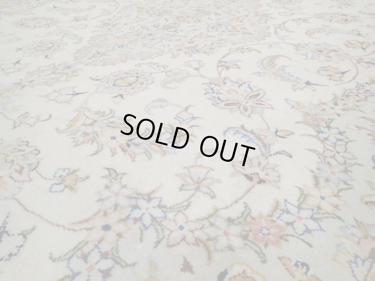 画像11: 美品 ペルシャ 絨毯 カシャーン 工房名入り 縦3.1m 6.3? 6帖 リビング ダイニング 3人掛けソファ コーナーソファ 大判 サイズ 310 x 203 cm No.211 肉厚 ウール 天然 手織り トライバル ラグ 敷物 マット カーペット 生成り ピング メダリオン ヴィンテージ ビンテージ (11)