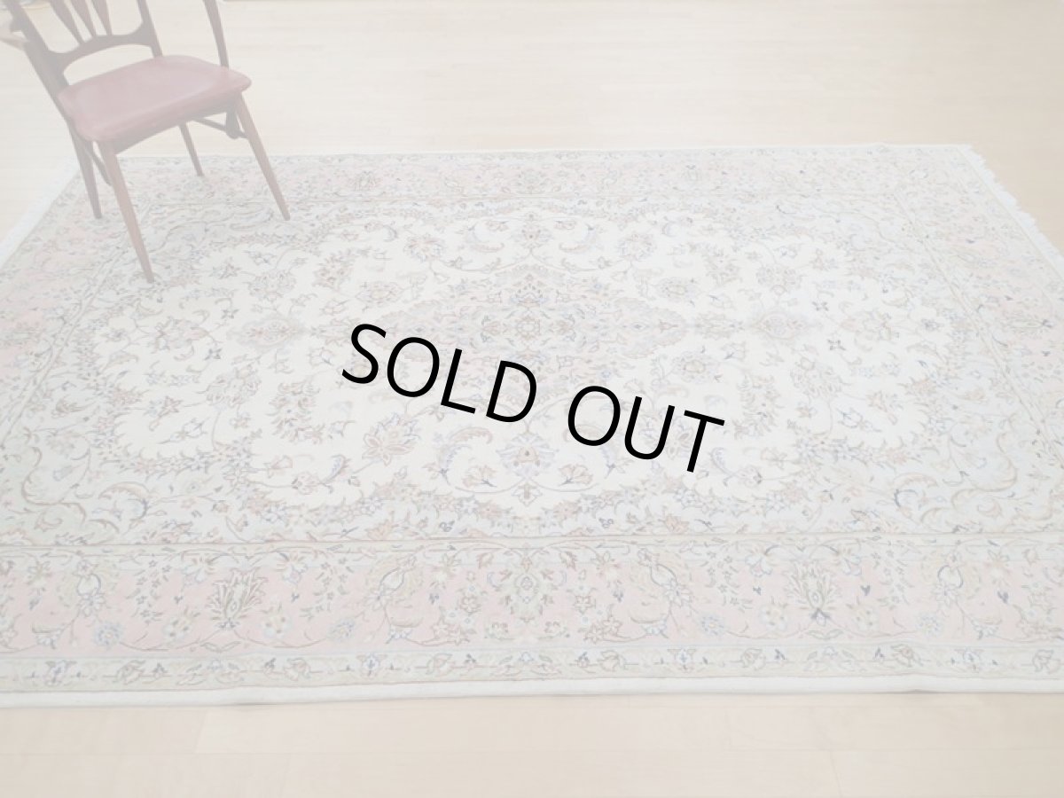 画像3: 美品 ペルシャ 絨毯 カシャーン 工房名入り 縦3.1m 6.3? 6帖 リビング ダイニング 3人掛けソファ コーナーソファ 大判 サイズ 310 x 203 cm No.211 肉厚 ウール 天然 手織り トライバル ラグ 敷物 マット カーペット 生成り ピング メダリオン ヴィンテージ ビンテージ (3)