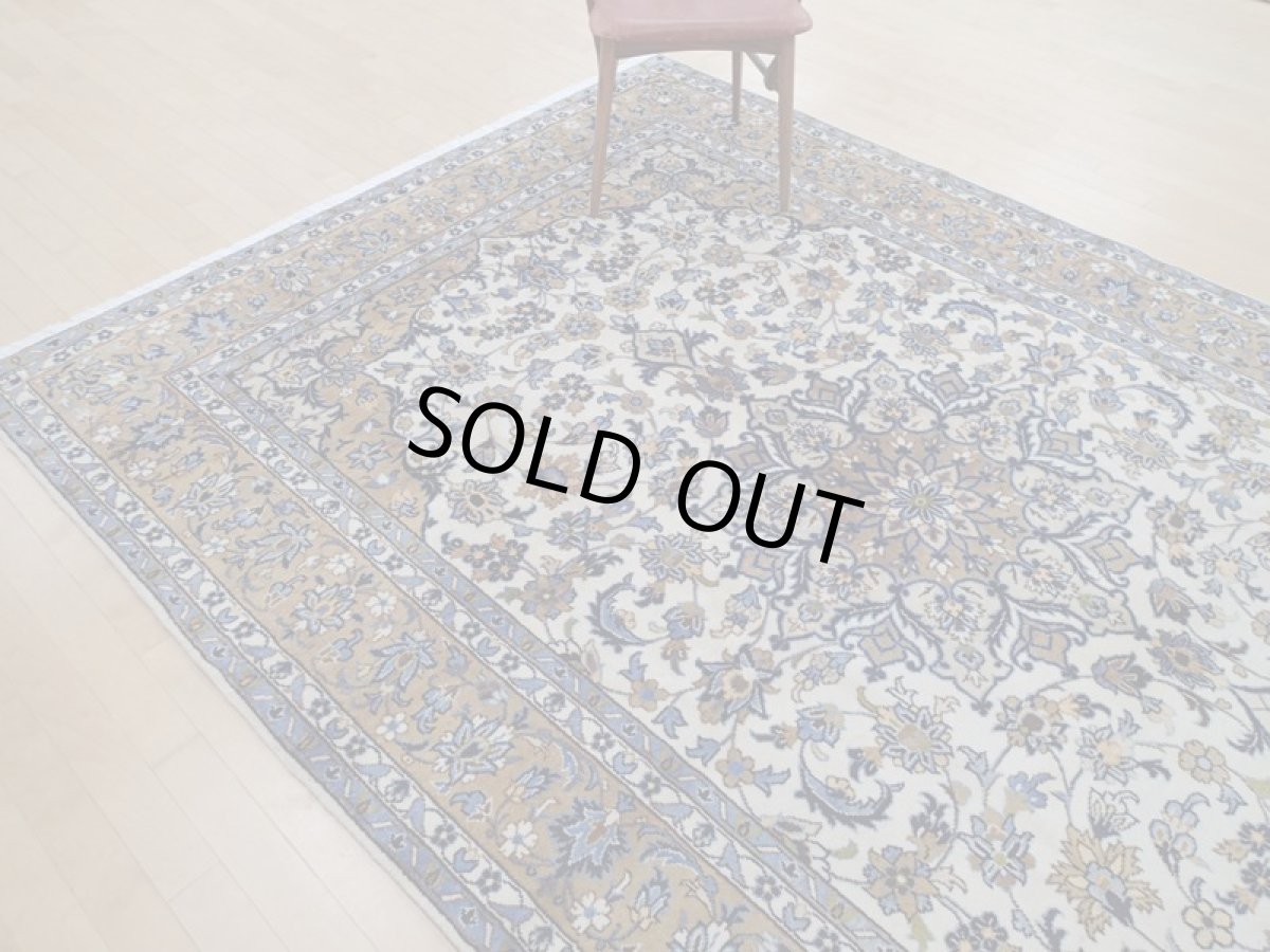 画像8: 美品 ペルシャ 絨毯 ナジャファバド 縦3.2m 6.6? 6帖 リビング ダイニング 3人掛けソファ コーナーソファ 大判 サイズ 313 x 208 cm No.a19 草木染 天然 ウール 手織り トライバル ラグ 敷物 マット カーペット メダリオン ヴィンテージ ビンテージ (8)