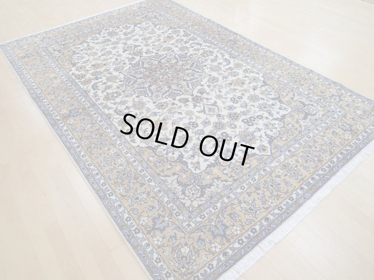 画像7: 美品 ペルシャ 絨毯 ナジャファバド 縦3.2m 6.6? 6帖 リビング ダイニング 3人掛けソファ コーナーソファ 大判 サイズ 313 x 208 cm No.a19 草木染 天然 ウール 手織り トライバル ラグ 敷物 マット カーペット メダリオン ヴィンテージ ビンテージ (7)