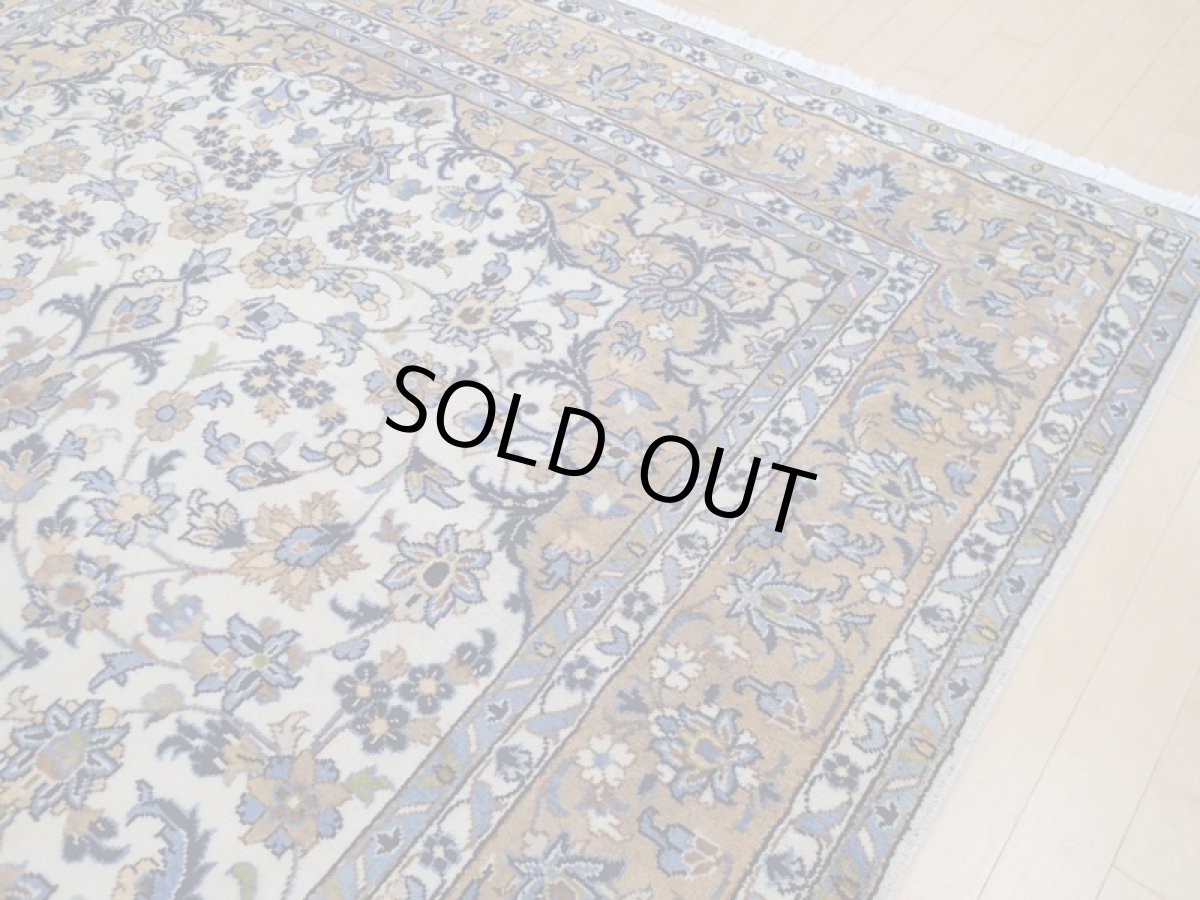 画像9: 美品 ペルシャ 絨毯 ナジャファバド 縦3.2m 6.6? 6帖 リビング ダイニング 3人掛けソファ コーナーソファ 大判 サイズ 313 x 208 cm No.a19 草木染 天然 ウール 手織り トライバル ラグ 敷物 マット カーペット メダリオン ヴィンテージ ビンテージ (9)