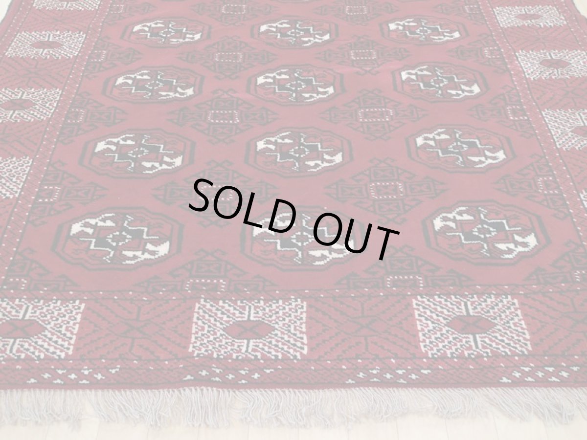 画像6: 新品 ペルシャ 絨毯 トルクメン 縦2.4m 3.8㎡ 3帖 リビング ダイニング 2〜3人掛け ソファ サイズ 235 x 162 cm A129 天然 肉厚 ウール 手織り ハンドメイド トライバル ラグ マット カーペット 赤 エンジ  ギュル 幾何学模様 民族柄 n-a129-235162-h033-034 (6)