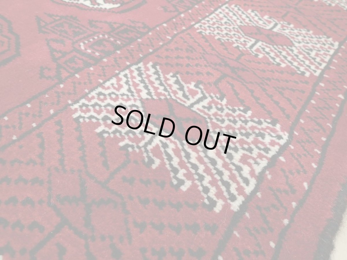 画像14: 新品 ペルシャ 絨毯 トルクメン 縦2.4m 3.8㎡ 3帖 リビング ダイニング 2〜3人掛け ソファ サイズ 235 x 162 cm A129 天然 肉厚 ウール 手織り ハンドメイド トライバル ラグ マット カーペット 赤 エンジ  ギュル 幾何学模様 民族柄 n-a129-235162-h033-034 (14)