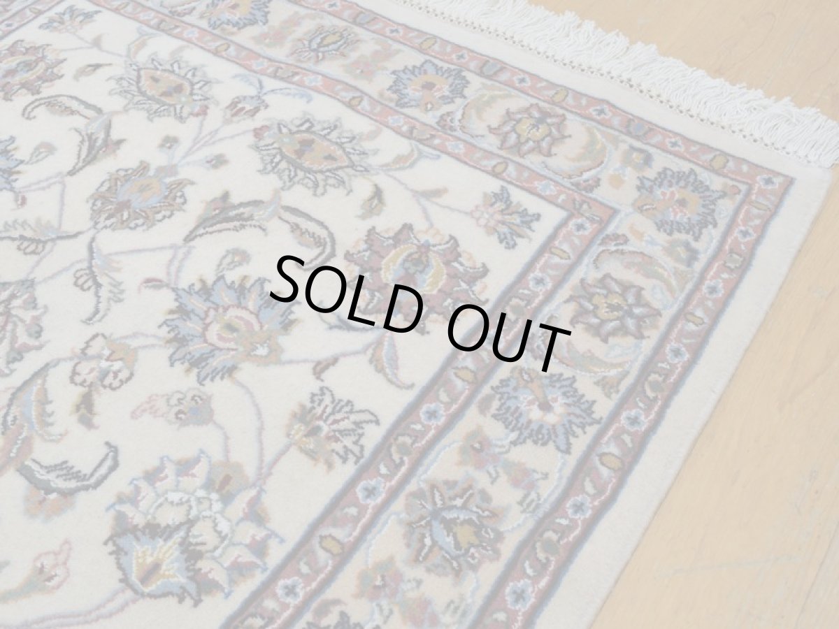 画像8: 新品 ペルシャ 絨毯 マシュハド産 縦1.5m 2人掛けソファ アクセント サイズ  145 x 99 cm No.228 天然 肉厚 ウール 手織り トライバル ラグ 敷物 マット カーペット (8)