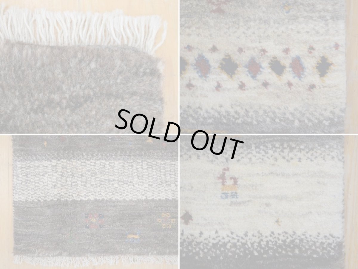 画像19: 新品 ペルシャ ギャッベ  縦1.8m 2.3? リビング ダイニング 2人掛けソファ サイズ 183 × 125 cm E101 肉厚 天然 ウール ギャベ 手織り ハンドメイド ラグ 絨毯 カーペット 原毛 生成り グレー クリーム リビングダイニングルームやベッドサイドに (19)