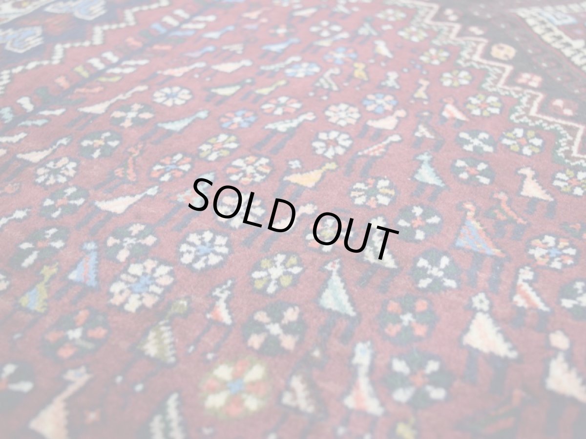 画像12: 良品 ペルシャ 絨毯 シールジャーン 縦1.7m 2.2㎡ 2帖 リビング センターテーブル 2人掛けソファ サイズ 170 x 130 cm E111 天然 肉厚 ウール 手織り ハンドメイド トライバル ラグ 部族絨毯 マット カーペット 赤茶 エンジ 動物 幾何学模様 民族柄 b-E111-170130h003 (12)