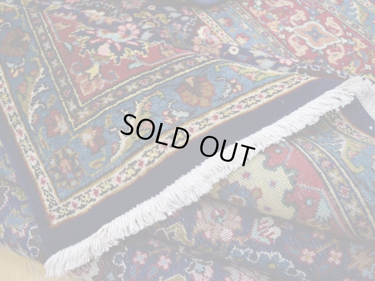 画像14: 良品 ペルシャ 絨毯 タブリーズ 工房名入り 縦3.5m 8.3? 6帖程度 リビング ダイニング 3人掛けソファ コーナーソファ 大判 サイズ 345 x 240 cm No.e134 天然 ウール 手織り トライバル ラグ 敷物 マット カーペット オーバーオール ヴィンテージ ビンテージ (14)