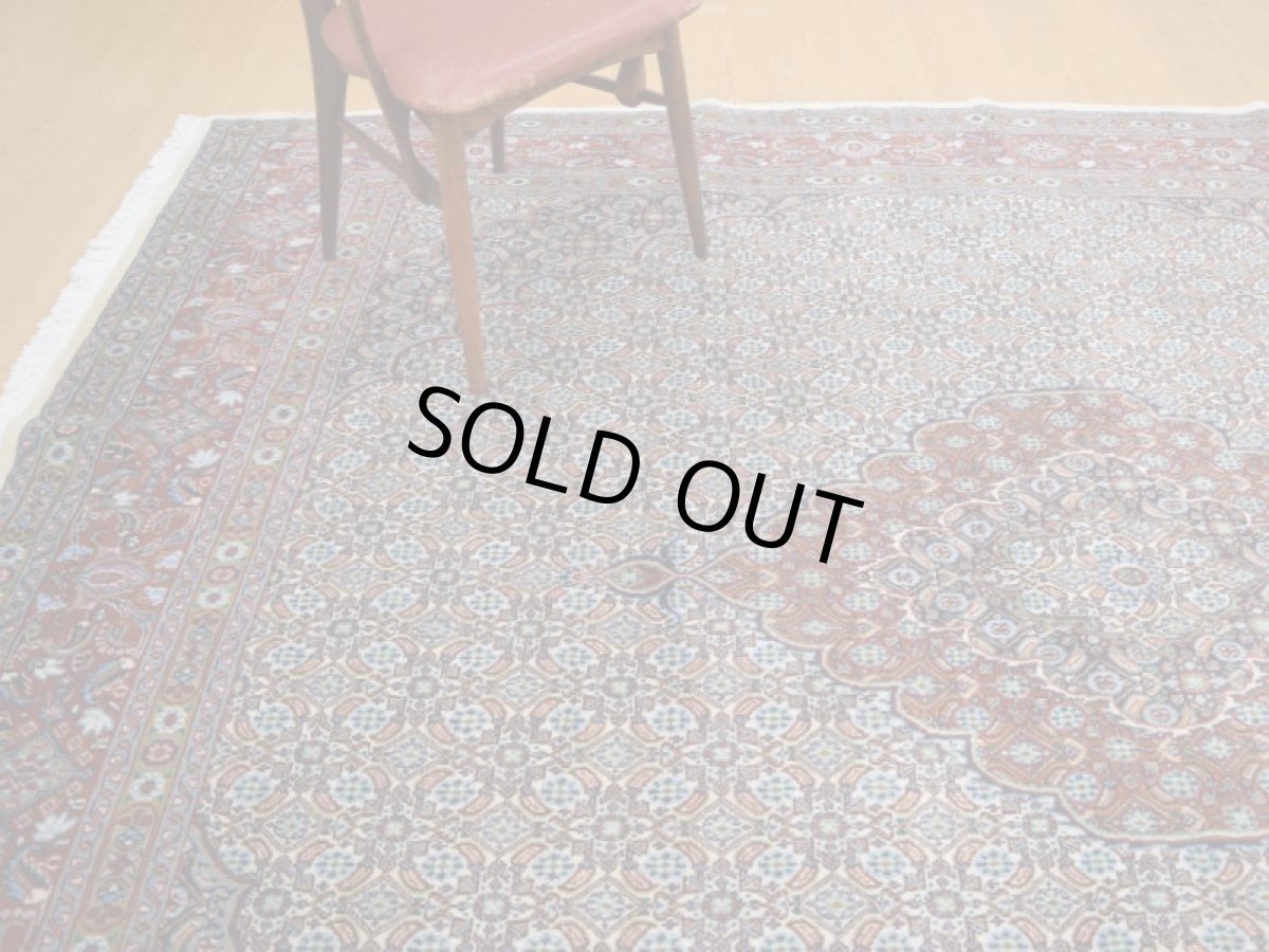 画像2: 美品 ペルシャ 絨毯 ムード 縦3m 7.5? 6帖 リビング ダイニング サイズ 3人掛け ソファ サイズ 294 x 254 cm No.263 天然 肉厚 ウール シルク 手織り ハンドメイド トライバル ラグ マット 敷物 カーペット クリーム マヒ ヘラティ 柄 スクエアタイプ 正方形 a-263-294254s008-0401 (2)