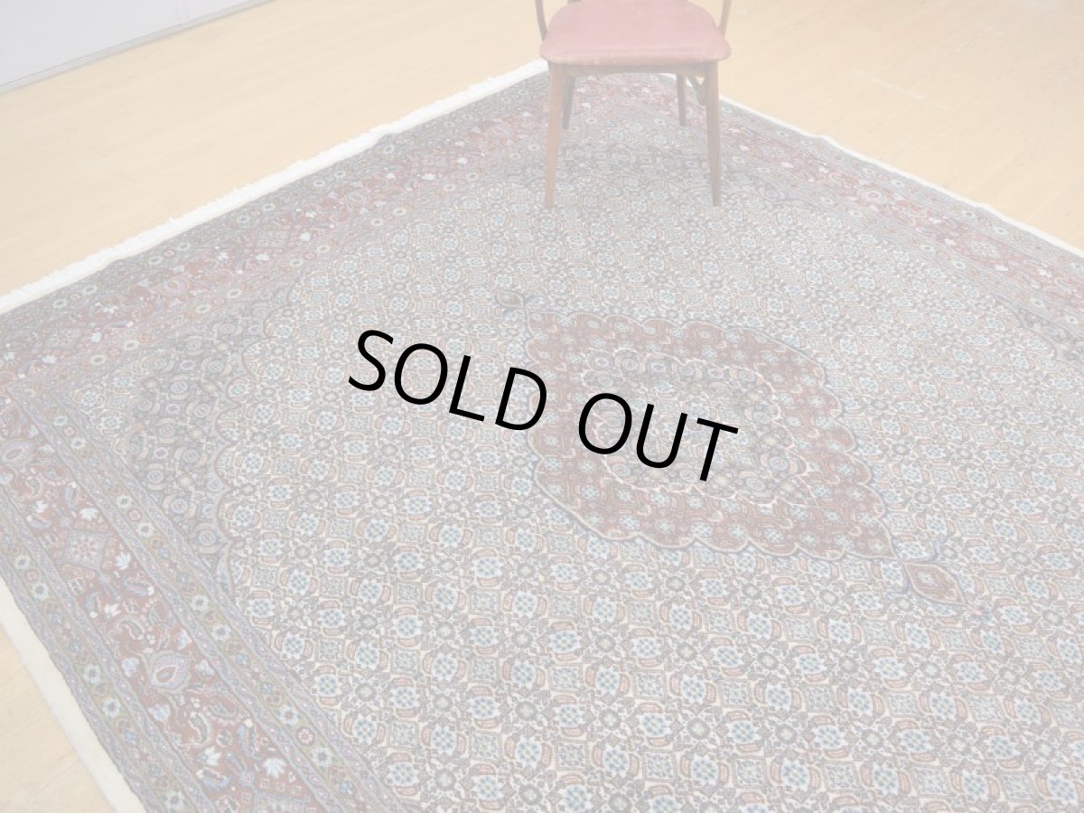 画像8: 美品 ペルシャ 絨毯 ムード 縦3m 7.5? 6帖 リビング ダイニング サイズ 3人掛け ソファ サイズ 294 x 254 cm No.263 天然 肉厚 ウール シルク 手織り ハンドメイド トライバル ラグ マット 敷物 カーペット クリーム マヒ ヘラティ 柄 スクエアタイプ 正方形 a-263-294254s008-0401 (8)