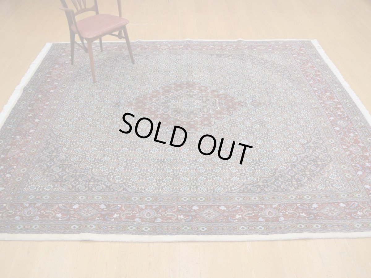 画像3: 美品 ペルシャ 絨毯 ムード 縦3m 7.5? 6帖 リビング ダイニング サイズ 3人掛け ソファ サイズ 294 x 254 cm No.263 天然 肉厚 ウール シルク 手織り ハンドメイド トライバル ラグ マット 敷物 カーペット クリーム マヒ ヘラティ 柄 スクエアタイプ 正方形 a-263-294254s008-0401 (3)