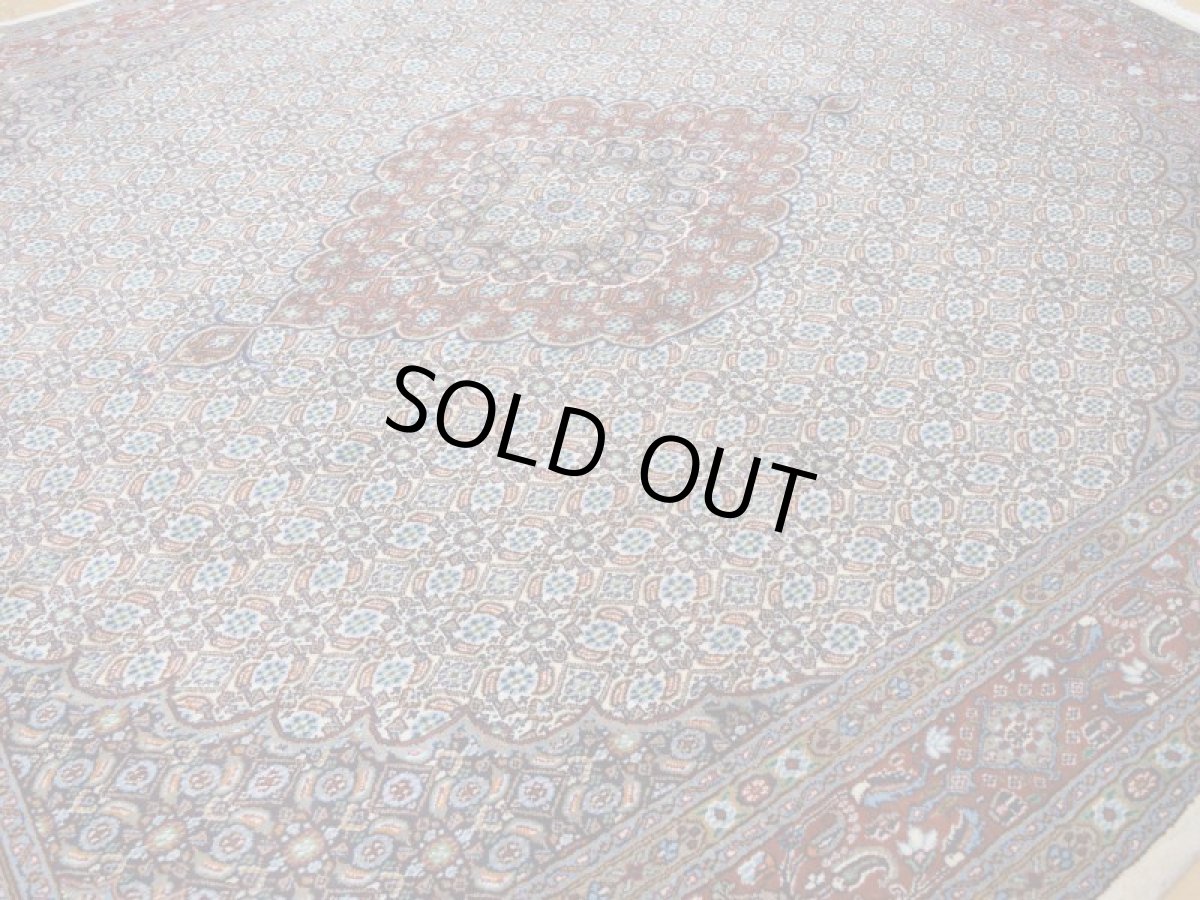 画像10: 美品 ペルシャ 絨毯 ムード 縦3m 7.5? 6帖 リビング ダイニング サイズ 3人掛け ソファ サイズ 294 x 254 cm No.263 天然 肉厚 ウール シルク 手織り ハンドメイド トライバル ラグ マット 敷物 カーペット クリーム マヒ ヘラティ 柄 スクエアタイプ 正方形 a-263-294254s008-0401 (10)