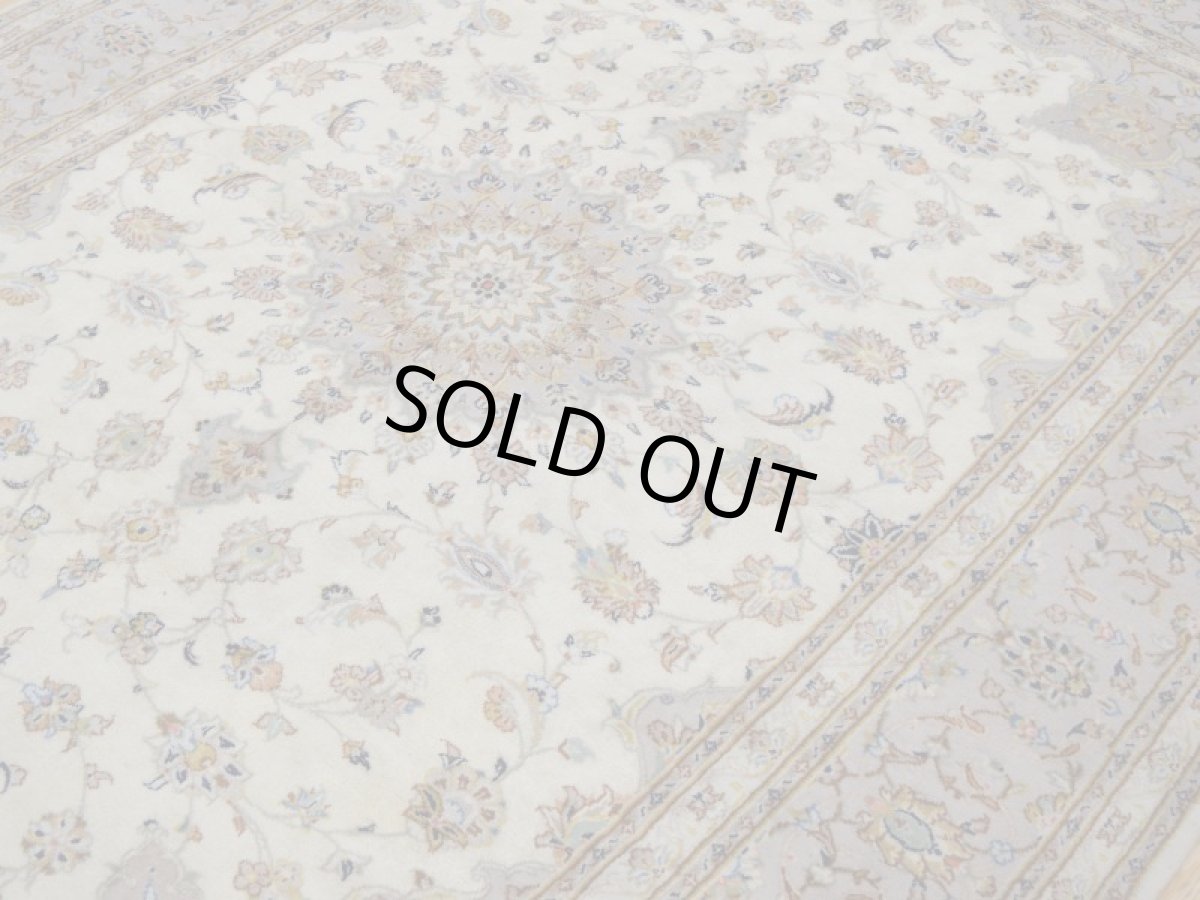 画像10: 美品 ペルシャ 絨毯 カシャーン 縦3m 6.2? 6帖 リビング ダイニング 3人掛けソファ コーナーソファ 大判 サイズ 299 x 208 cm No.267 肉厚 ウール 天然 手織り トライバル ラグ 敷物 マット カーペット 生成り クリーム メダリオン ヴィンテージ ビンテージ a-267-299208s006-087 (10)