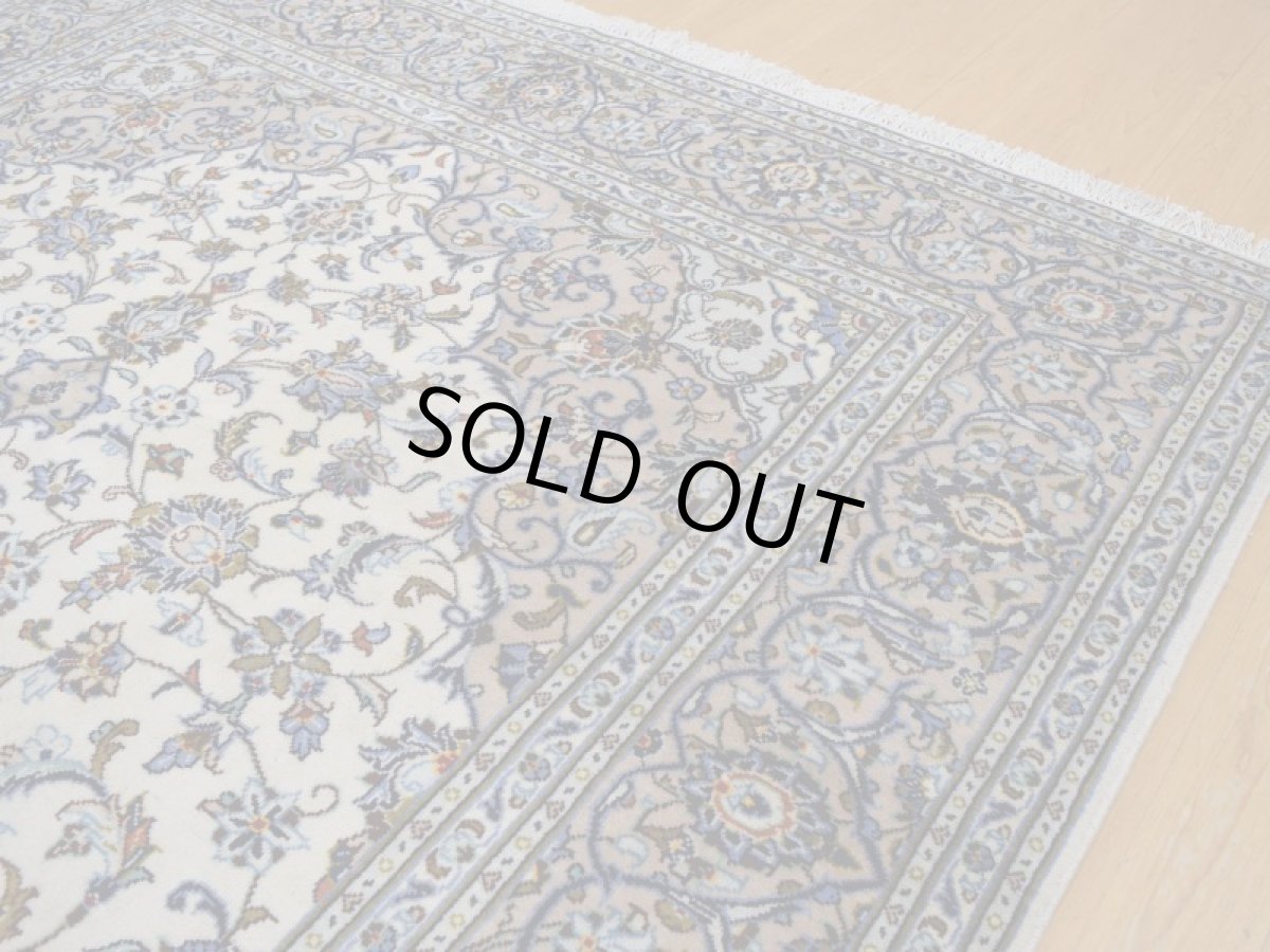 画像9: 美品 ペルシャ 絨毯 カシャーン 縦3m 6.2? 6帖 リビング ダイニング 3人掛けソファ コーナーソファ 大判 サイズ 296 x 207 cm No.277 ウール 天然 手織り トライバル ラグ 敷物 マット カーペット 生成り クリーム メダリオン ヴィンテージ ビンテージ a-277-296207s055-517 (9)