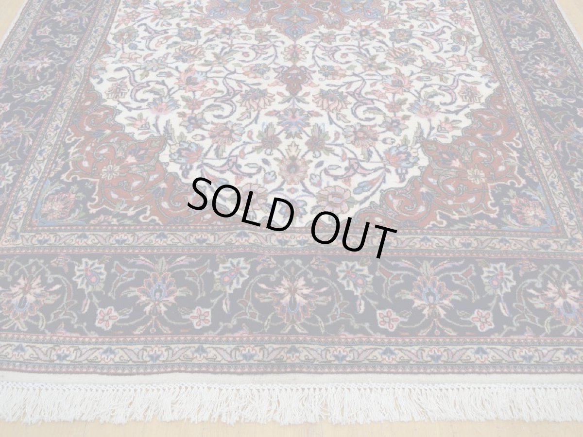 画像6: 美品 ペルシャ 絨毯 ヤズド 縦3m 6? 6帖 リビング ダイニング 3人掛けソファ コーナーソファ 大判 サイズ 304 x 196 cm No.336 ウール 天然 手織り トライバル ラグ 敷物 マット カーペット 生成り クリーム メダリオン ヴィンテージ ビンテージ a-336-304196s056-548 (6)