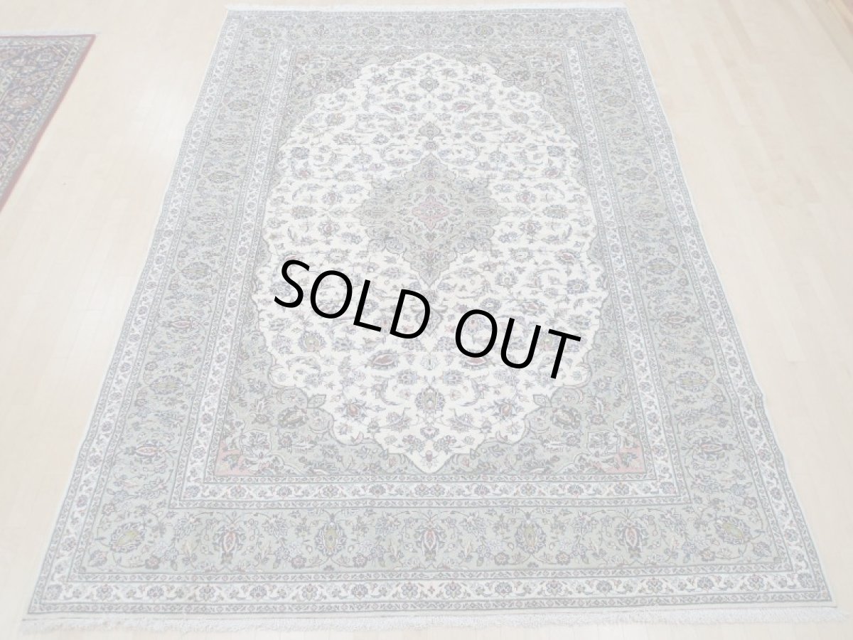 画像2: 美品 ペルシャ 絨毯 カシャーン 縦3.6m 9㎡ 6〜8帖 リビング ダイニング 3人掛けソファ コーナーソファ 大判 サイズ 355 x 253 cm No.194 肉厚 ウール 天然 手織り トライバル ラグ 敷物 マット カーペット 生成り クリーム グレー ピンク メダリオン ヴィンテージ ビンテージ (2)