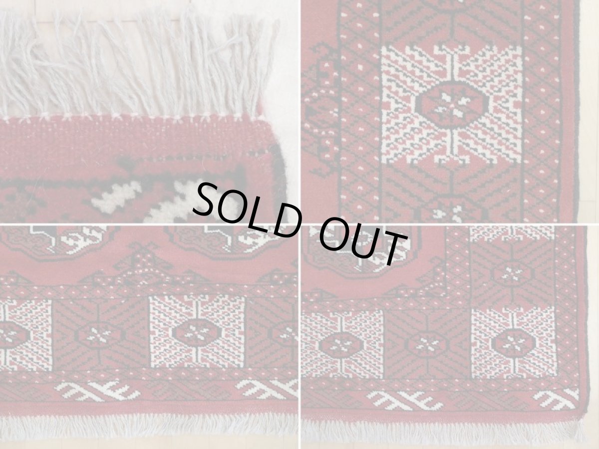 画像19: 新品 ペルシャ 絨毯 トルクメン 縦3m 6㎡ 6帖 リビング ダイニング 3人掛けソファ サイズ 295 x 196 cm No.A127 天然 肉厚 ウール 手織り ハンドメイド トライバル ラグ マット カーペット 赤 幾何学模様 民族柄 (19)