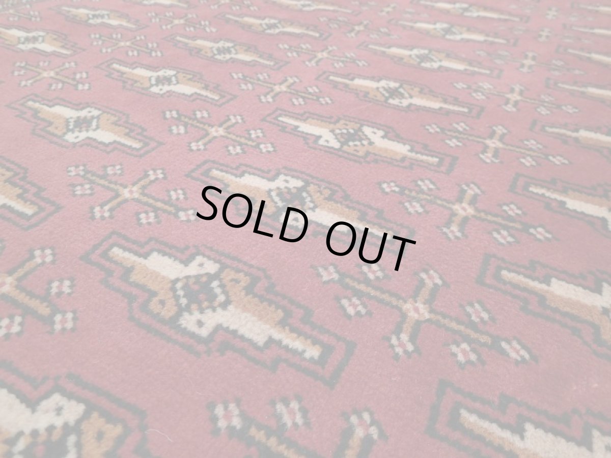 画像12: 良品 ペルシャ 絨毯 トルクメン 縦3m 5.6㎡ 6帖 リビング ダイニング 3人掛けソファ サイズ 297 x 187 cm A190 天然 肉厚 ウール 手織り ハンドメイド トライバル ラグ マット カーペット 赤茶 エンジ  幾何学模様 民族柄 (12)