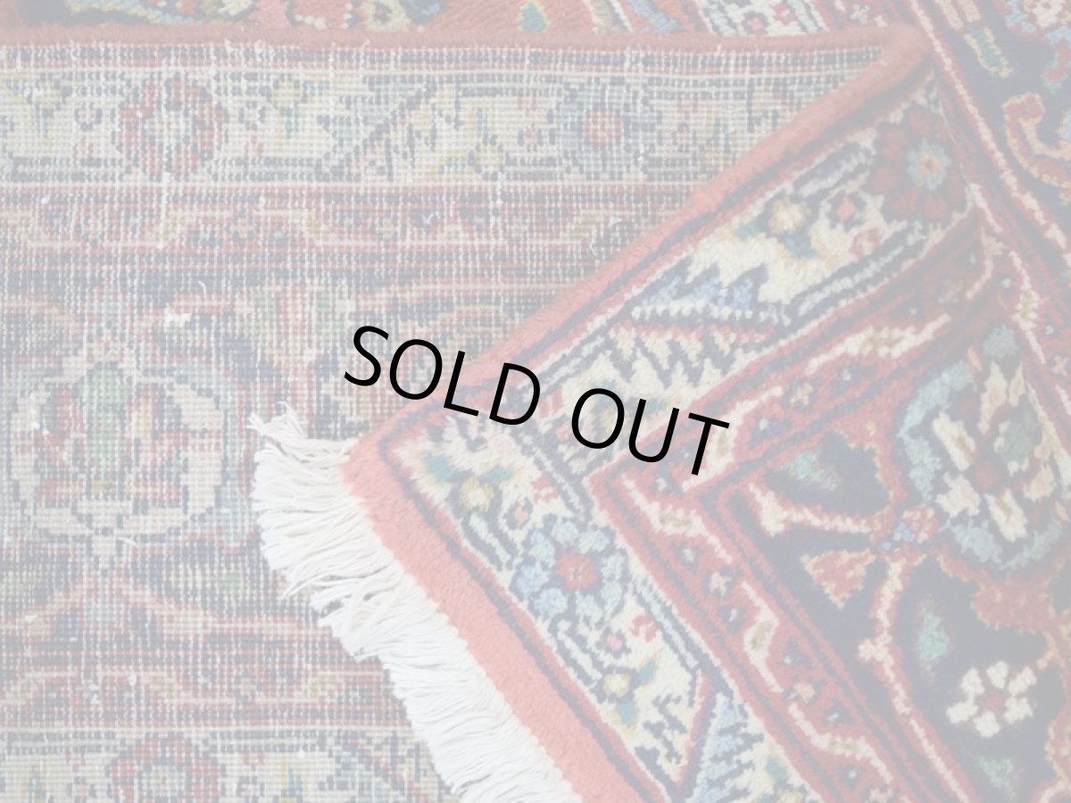 画像15: 良品 ペルシャ 絨毯 タブリーズ 工房名入り 縦3.2m 6.5㎡ 6帖程度 リビング ダイニング 3人掛けソファ コーナーソファ 大判 サイズ 315 x 205 cm No.a101 天然 ウール 手織り トライバル ラグ 敷物 マット カーペット オレンジ ヴィンテージ ビンテージ (15)