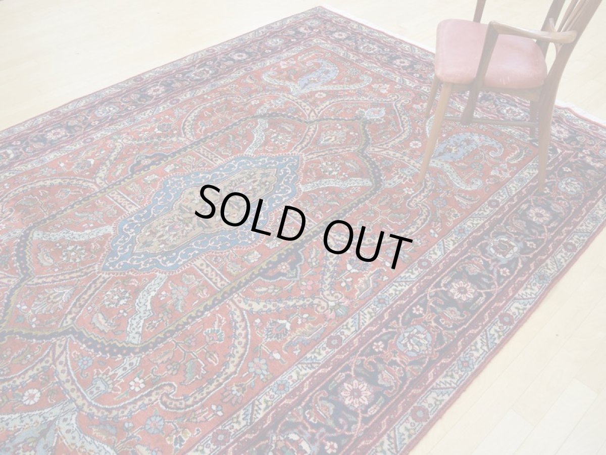 画像7: 良品 ペルシャ 絨毯 タブリーズ 工房名入り 縦3.2m 6.5㎡ 6帖程度 リビング ダイニング 3人掛けソファ コーナーソファ 大判 サイズ 315 x 205 cm No.a101 天然 ウール 手織り トライバル ラグ 敷物 マット カーペット オレンジ ヴィンテージ ビンテージ (7)