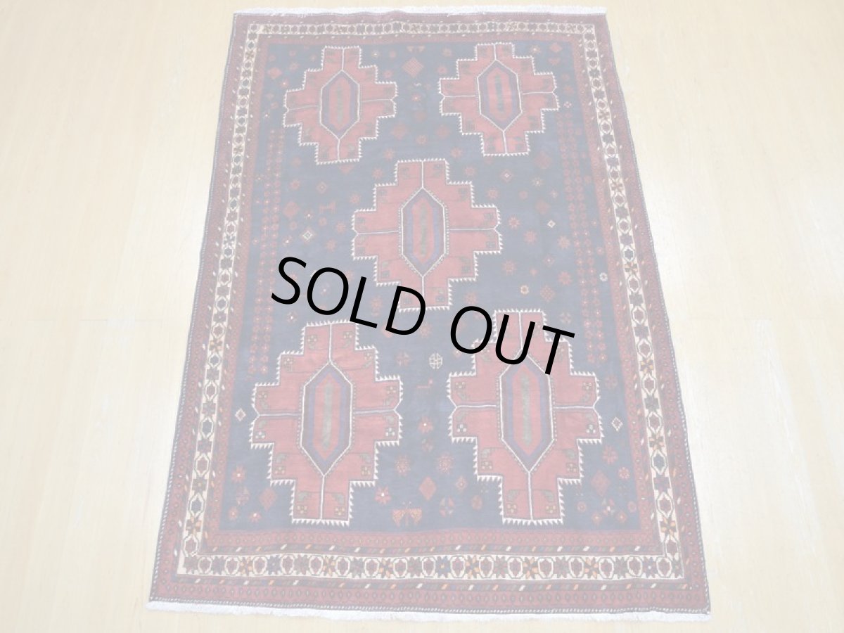 画像4: 良品 ペルシャ 絨毯 シールジャーン 縦2.8m 5.3㎡ 4.5帖 リビング ダイニング 3人掛けソファ サイズ 280 x 187 cm E130 天然 肉厚 ウール 手織り ハンドメイド トライバル ラグ 部族絨毯 マット カーペット 民族柄 ギャッベ(ギャベ)をお探しの方にもお勧めです b-E130-280187h075 (4)