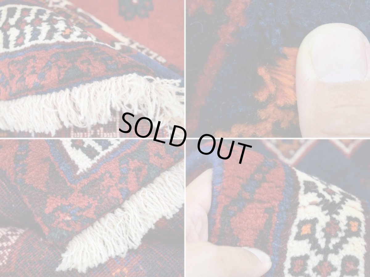 画像17: 良品 ペルシャ 絨毯 シールジャーン 縦2.4m 4.6㎡ 3帖 リビング ダイニング 3人掛けソファ サイズ 242 x 188 cm E141 天然 ウール 手織り ハンドメイド トライバル ラグ 部族絨毯 マット カーペット 花柄 幾何学模様 民族柄 ギャッベ(ギャベ)をお探しの方にもお勧めです b-E141-240188h094 (17)