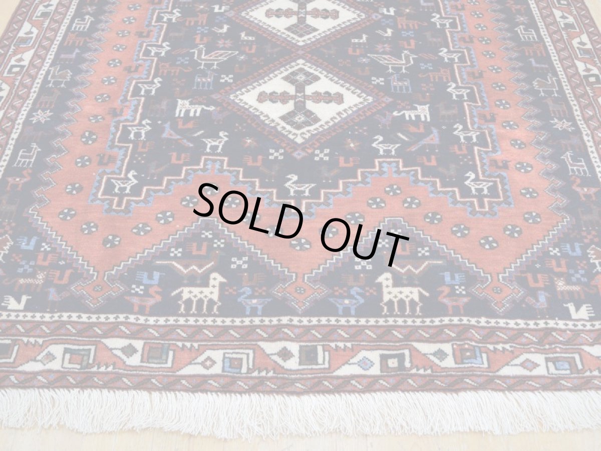 画像6: 新品 ペルシャ 絨毯 シールジャーン 縦2.1m 3.3㎡ 3帖 リビング ダイニング 2人掛けソファ サイズ 208 x 157 cm E143 天然 ウール 手織り ハンドメイド トライバル ラグ 部族絨毯 マット カーペット 遊牧民のモチーフ 動物 鳥 模様 民族柄 ギャッベ(ギャベ)をお探しの方にもお勧めです (6)