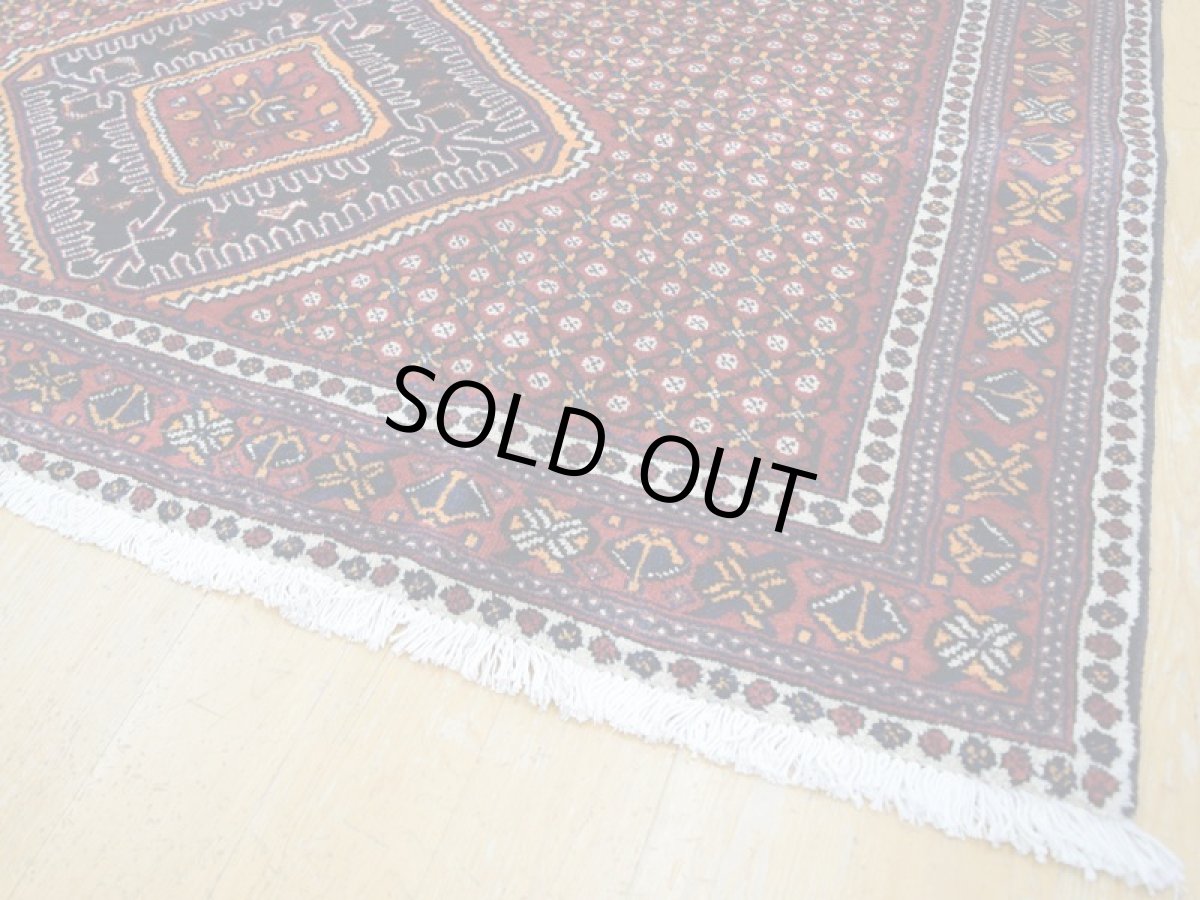 画像11: 良品 ペルシャ 絨毯 シールジャーン 縦2.1m 3.3㎡ 3帖 リビング ダイニング 2人掛けソファ サイズ 207 x 160 cm E108 天然 ウール 手織り ハンドメイド トライバル ラグ 部族絨毯 マット カーペット 花柄 幾何学模様 民族柄 ギャッベ(ギャベ)をお探しの方にもお勧めです b-E108-207160h034 (11)