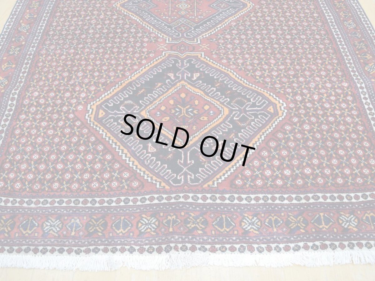 画像6: 良品 ペルシャ 絨毯 シールジャーン 縦2.1m 3.3㎡ 3帖 リビング ダイニング 2人掛けソファ サイズ 207 x 160 cm E108 天然 ウール 手織り ハンドメイド トライバル ラグ 部族絨毯 マット カーペット 花柄 幾何学模様 民族柄 ギャッベ(ギャベ)をお探しの方にもお勧めです b-E108-207160h034 (6)