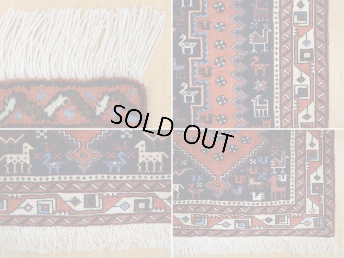 画像19: 新品 ペルシャ 絨毯 シールジャーン 縦2.1m 3.3㎡ 3帖 リビング ダイニング 2人掛けソファ サイズ 208 x 157 cm E143 天然 ウール 手織り ハンドメイド トライバル ラグ 部族絨毯 マット カーペット 遊牧民のモチーフ 動物 鳥 模様 民族柄 ギャッベ(ギャベ)をお探しの方にもお勧めです (19)