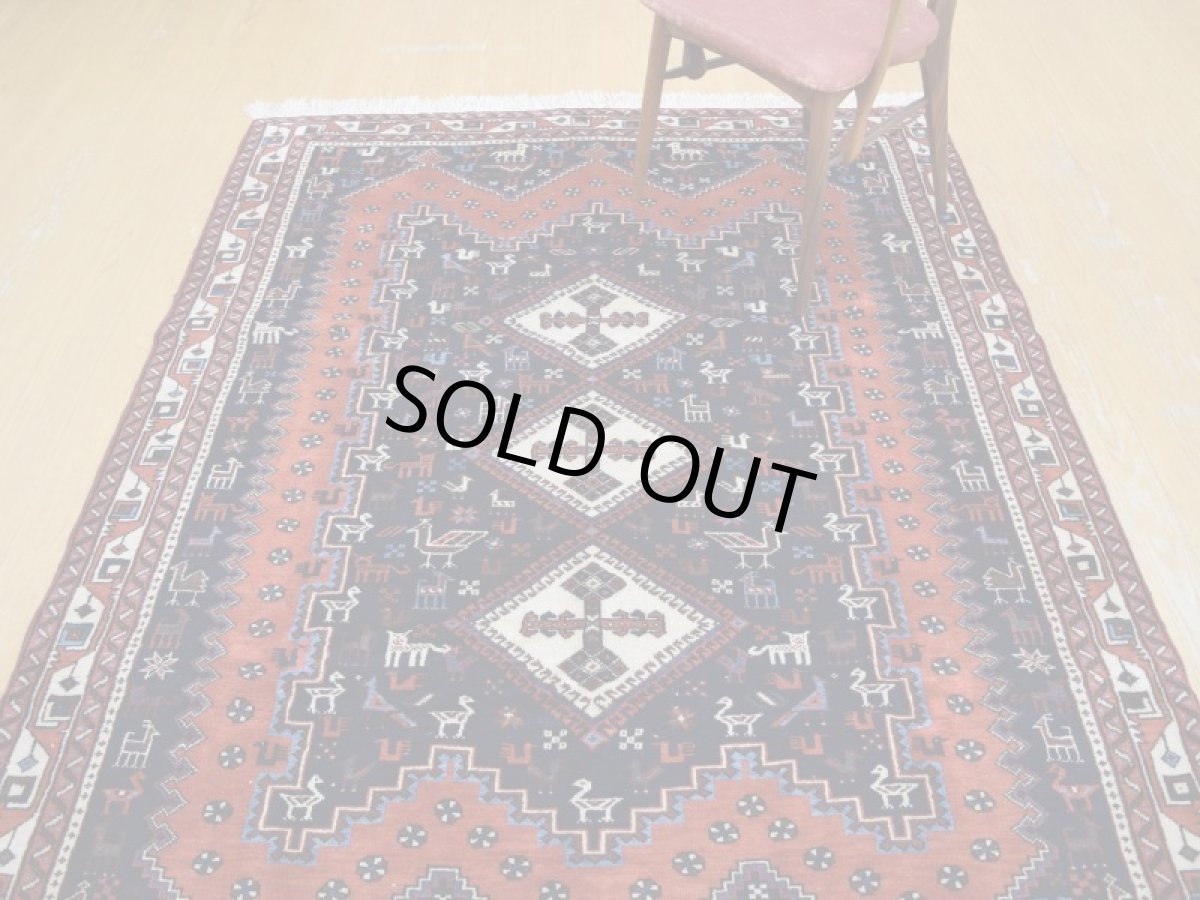 画像5: 新品 ペルシャ 絨毯 シールジャーン 縦2.1m 3.3㎡ 3帖 リビング ダイニング 2人掛けソファ サイズ 208 x 157 cm E143 天然 ウール 手織り ハンドメイド トライバル ラグ 部族絨毯 マット カーペット 遊牧民のモチーフ 動物 鳥 模様 民族柄 ギャッベ(ギャベ)をお探しの方にもお勧めです (5)