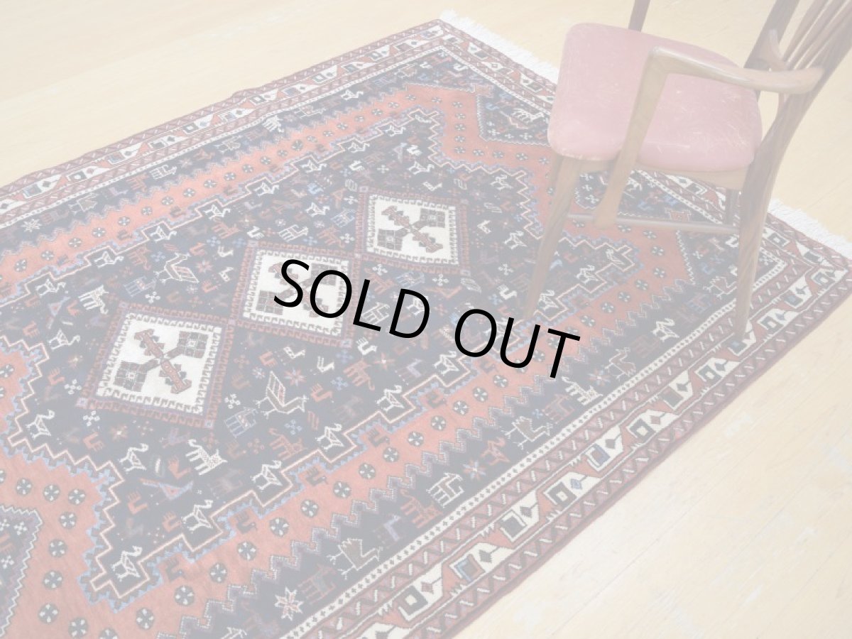 画像8: 新品 ペルシャ 絨毯 シールジャーン 縦2.1m 3.3㎡ 3帖 リビング ダイニング 2人掛けソファ サイズ 208 x 157 cm E143 天然 ウール 手織り ハンドメイド トライバル ラグ 部族絨毯 マット カーペット 遊牧民のモチーフ 動物 鳥 模様 民族柄 ギャッベ(ギャベ)をお探しの方にもお勧めです (8)