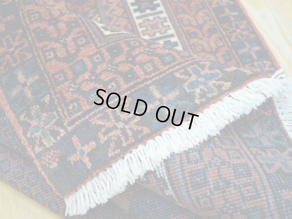 画像14: 良品 ペルシャ 絨毯 シールジャーン 縦2.6m 4㎡ 3帖 リビング ダイニング 2〜3人掛けソファ サイズ 253 x 156 cm No.E121 天然 ウール 手織り ハンドメイド トライバル ラグ 部族絨毯 マット カーペット 幾何学模様 民族柄 茶色 ブラウン b-E121-253156h074 (14)