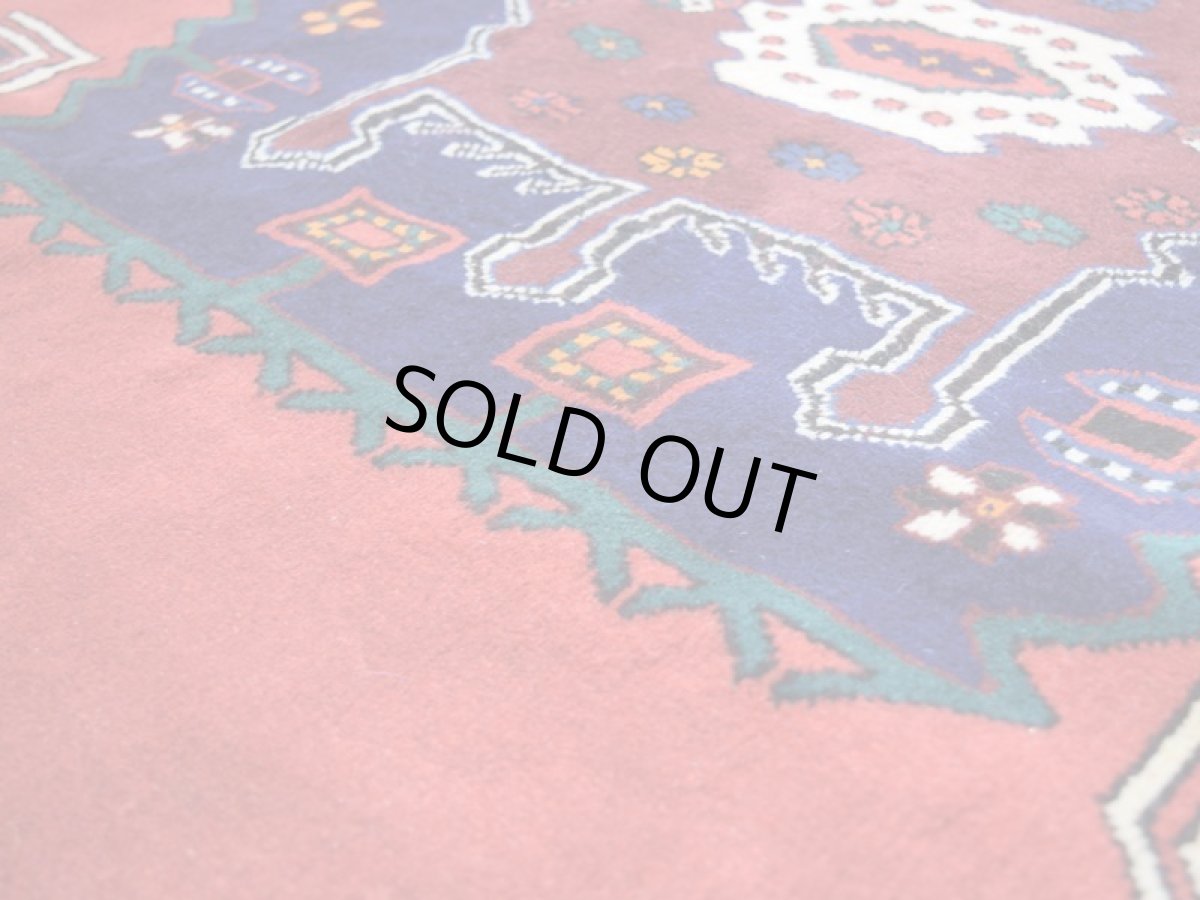 画像12: 美品 ペルシャ 絨毯 シールジャーン 縦2.1m 3.3㎡ 3帖 リビング ダイニング 2〜3人掛けソファ サイズ 210 x 158 cm E103 天然 ウール 手織り ハンドメイド トライバル ラグ 部族絨毯 マット カーペット 赤 民族柄 ギャッベ(ギャベ)をお探しの方にもお勧めです a-E103-210158h034 (12)