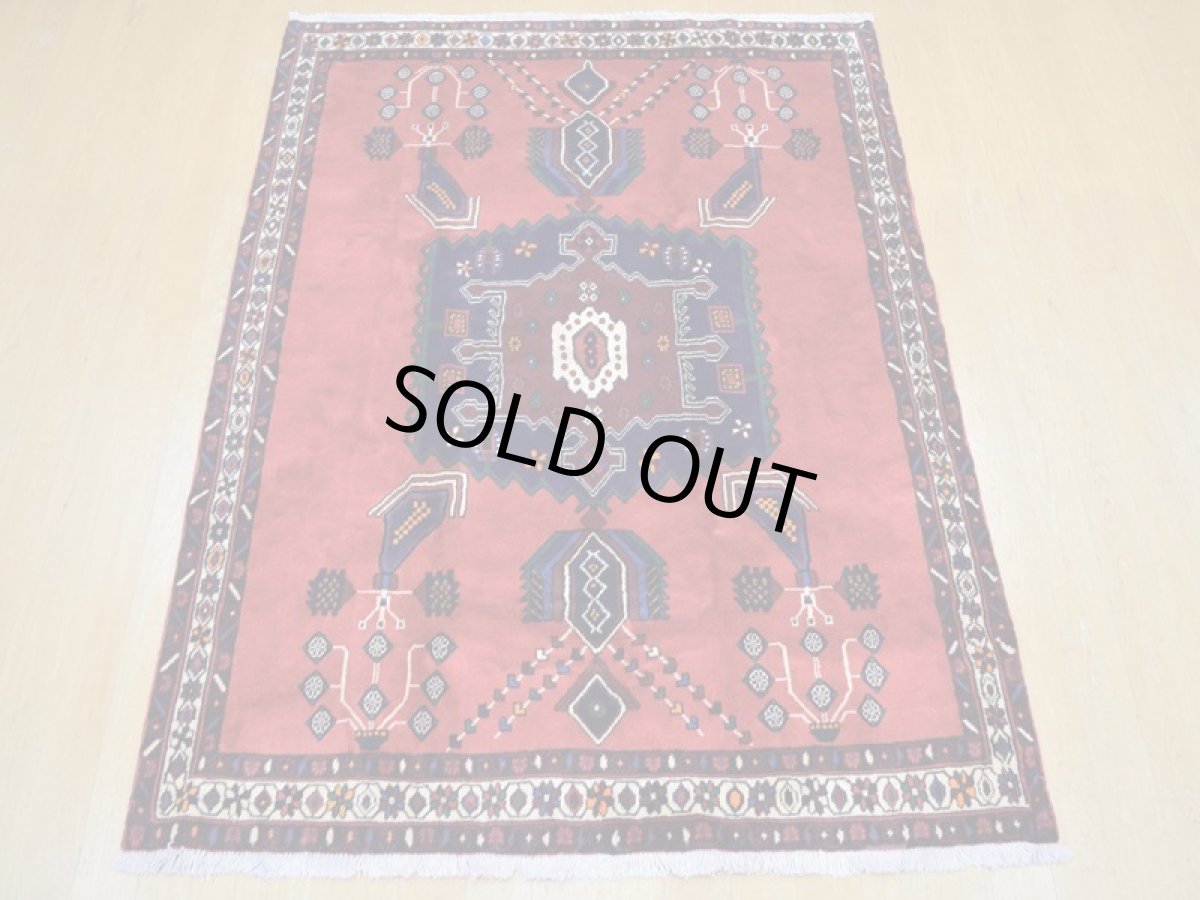 画像4: 美品 ペルシャ 絨毯 シールジャーン 縦2.1m 3.3㎡ 3帖 リビング ダイニング 2〜3人掛けソファ サイズ 210 x 158 cm E103 天然 ウール 手織り ハンドメイド トライバル ラグ 部族絨毯 マット カーペット 赤 民族柄 ギャッベ(ギャベ)をお探しの方にもお勧めです a-E103-210158h034 (4)