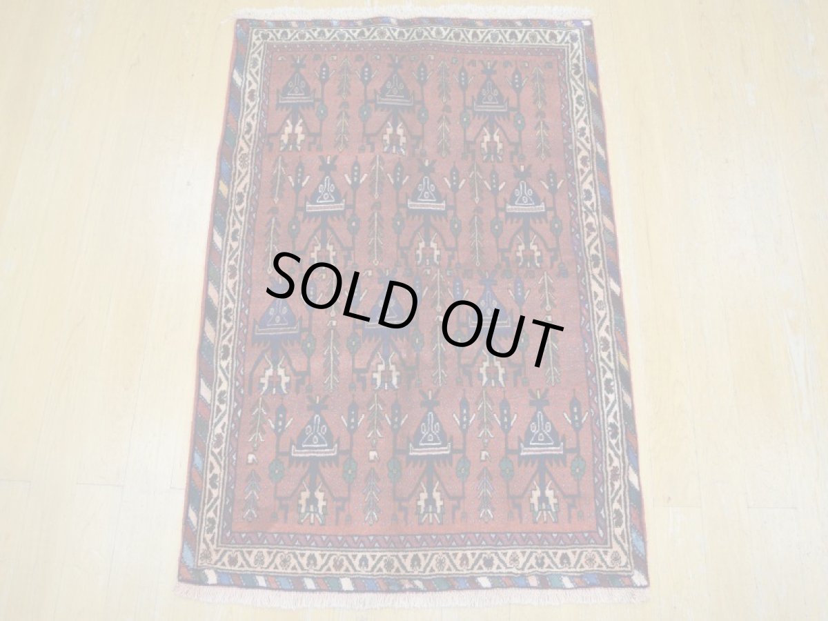 画像3: 新品 ペルシャ 絨毯 シールジャーン 縦1.6m 1.7㎡ 1〜2帖 2人掛けソファ センターラグ サイズ 157 x 105 cm E129 天然 ウール 手織り ハンドメイド トライバル ラグ 部族絨毯 マット カーペット 遊牧民のモチーフ 模様 民族柄 ギャッベ(ギャベ)をお探しの方にもお勧めです (3)