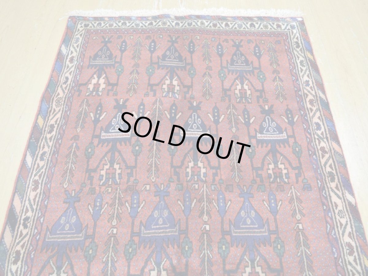 画像4: 新品 ペルシャ 絨毯 シールジャーン 縦1.6m 1.7㎡ 1〜2帖 2人掛けソファ センターラグ サイズ 157 x 105 cm E129 天然 ウール 手織り ハンドメイド トライバル ラグ 部族絨毯 マット カーペット 遊牧民のモチーフ 模様 民族柄 ギャッベ(ギャベ)をお探しの方にもお勧めです (4)