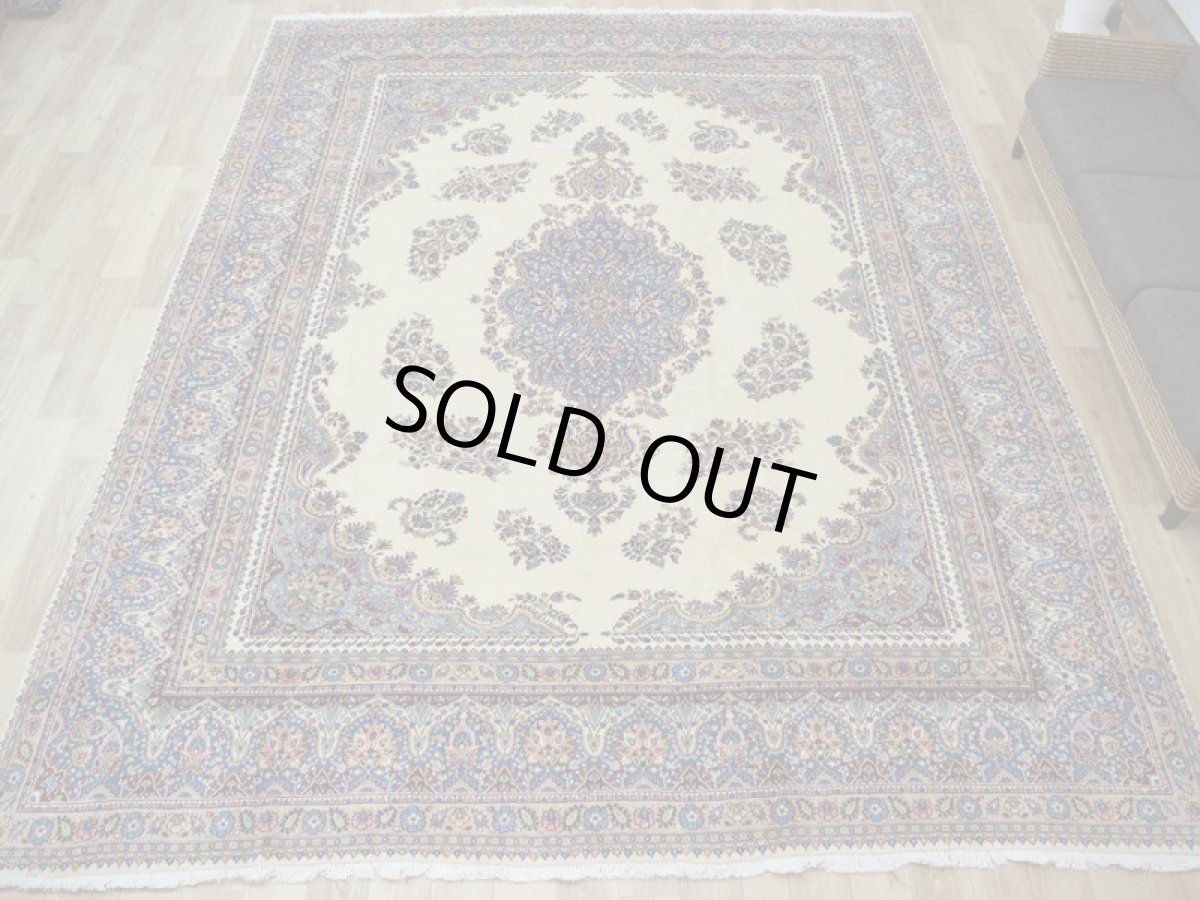 画像7: 美品 ペルシャ 絨毯 ケルマン 産 縦3.7m 10.2㎡ 8〜10帖 リビング ダイニング 客室 3人掛け コーナーソファ 大判 サイズ 368 x 278 cm No.338 天然 ウール 手織り ハンドメイド ラグ マット カーペット 大きなお部屋に (7)