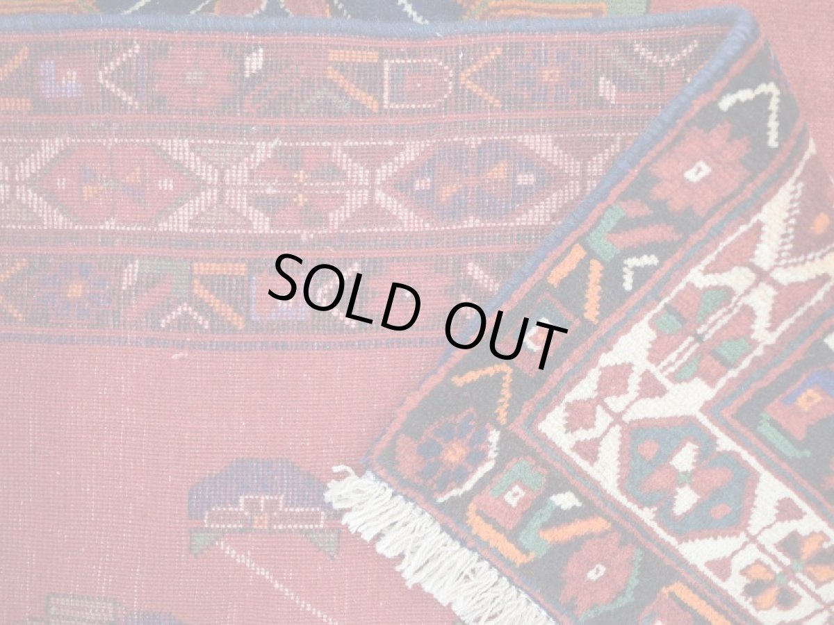 画像15: 美品 ペルシャ 絨毯 シールジャーン 縦2.2m 3.7㎡ 3帖 リビング ダイニング 2〜3人掛けソファ サイズ 218 x 168 cm E140 天然 ウール 手織り ハンドメイド トライバル ラグ 部族絨毯 マット カーペット 赤 民族柄 ギャッベ(ギャベ)をお探しの方にもお勧めです a-E140-218168h064 (15)