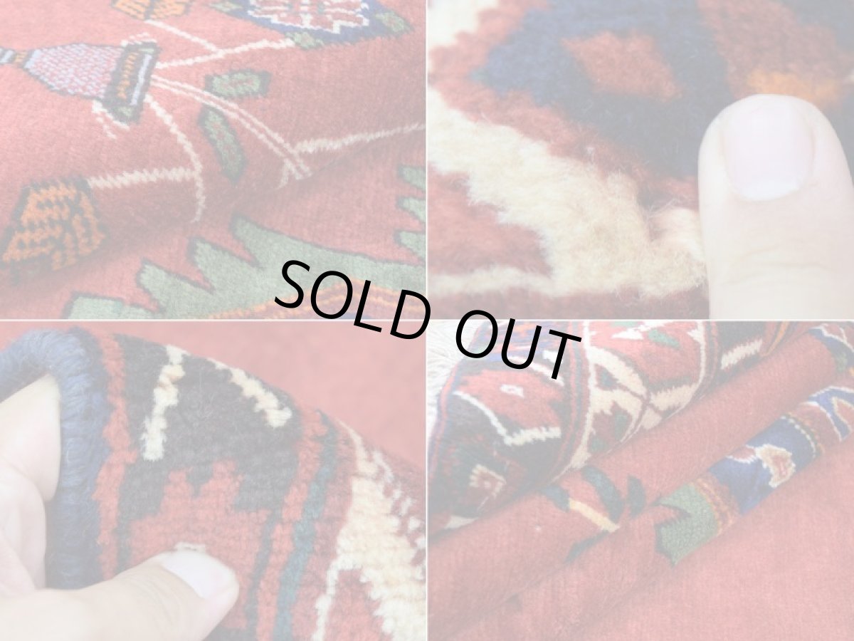 画像19: 美品 ペルシャ 絨毯 シールジャーン 縦2.2m 3.7㎡ 3帖 リビング ダイニング 2〜3人掛けソファ サイズ 218 x 168 cm E140 天然 ウール 手織り ハンドメイド トライバル ラグ 部族絨毯 マット カーペット 赤 民族柄 ギャッベ(ギャベ)をお探しの方にもお勧めです a-E140-218168h064 (19)