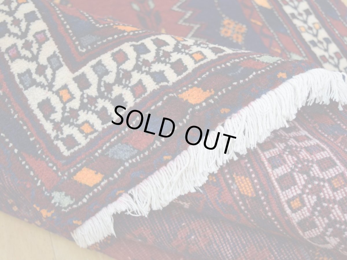 画像13: 良品 ペルシャ 絨毯 シールジャーン 縦2.6m 4.7㎡ 3帖〜 リビング ダイニング 3人掛けソファ サイズ 260 x 180 cm E118 天然 ウール 手織り ハンドメイド トライバル ラグ 部族絨毯 マット カーペット 動物 柄 幾何学模様 民族柄 ギャッベ(ギャベ)をお探しの方にもお勧めです (13)