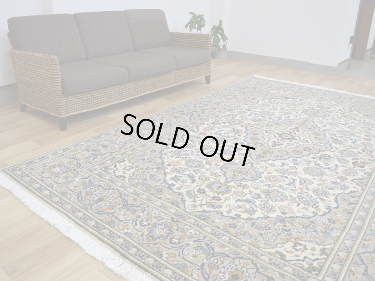 画像3: 美品 ペルシャ 絨毯 カシャーン 縦3m 横2m 6㎡ 6帖 リビング ダイニング 3人掛けソファ コーナーソファ 大判 サイズ 295 x 196 cm No.n229 天然 ウール 手織り トライバル ラグ 敷物 マット カーペット  ヴィンテージ ビンテージ 大きなお部屋に 中古品に抵抗のある方にもおすすめです。 a-n229-295196h075-147 (3)